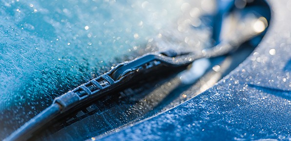 Windshield-Wiper-Close-Up